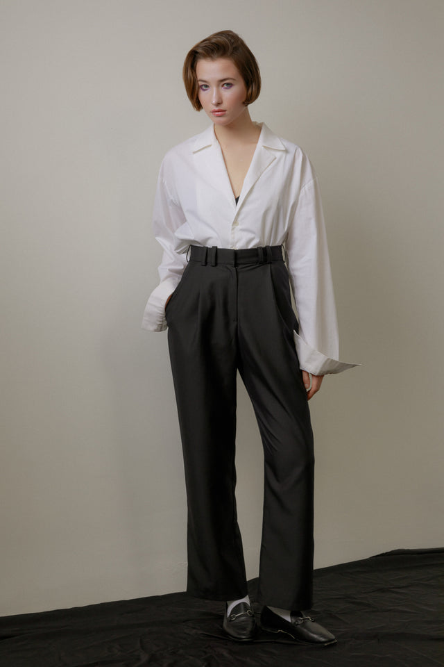 Tailored pleated trousers