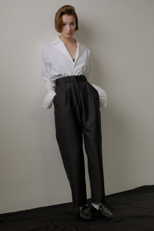 Tailored pleated trousers